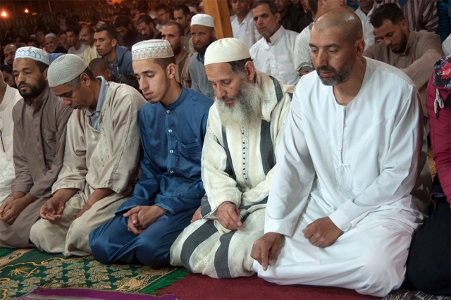 Fas`ta Ramazan ayının ilk teravihi kılındı