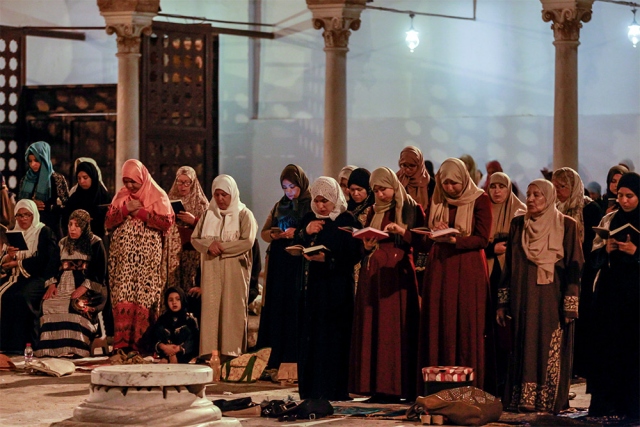 Tunus`ta Ramazan ayının ilk teravih namazı kılındı