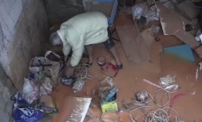 Sel önüne ne kattıysa sürükledi