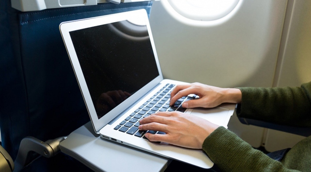 ABD 'laptop' yasağını genişletiyor mu?