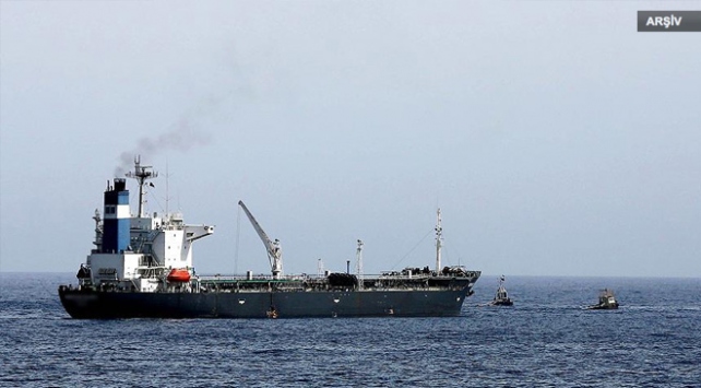 Kızıldeniz'de petrol tankerine roketli saldırı