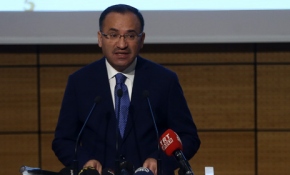 'İnkar etseniz ne yazar etmeseniz ne yazar, suçüstü yakalandınız'