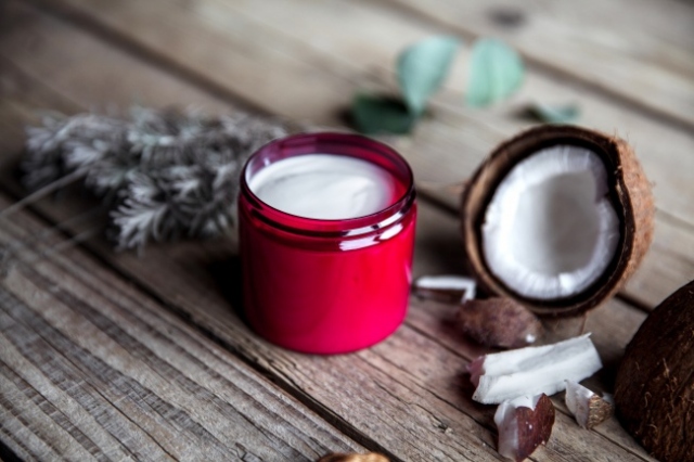 8. Hindistan cevizi yağı