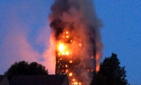 Londra'da dev yangın