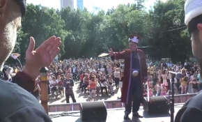 Mehteran Moskova'yı coşturdu