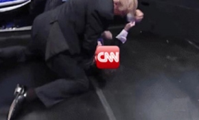 Trump CNN'i dövdü