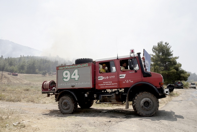 İzmir`deki orman yangını