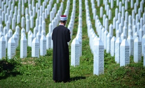 Srebrenitsa'da henüz defnedilemeyenler