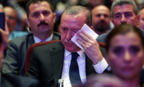 Cumhurbaşkanı Erdoğan gözyaşlarını tutamadı
