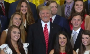 Gazetecilerden Trump'ı terleten soru