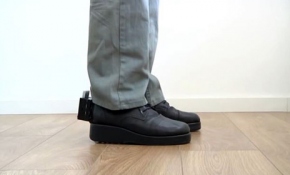 Düşmeyi önleyen ayakkabı geliştirildi