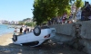 Yalova'da otomobil plaja düştü