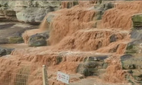 Çin'de Hukou Şelalesi büyülüyor...