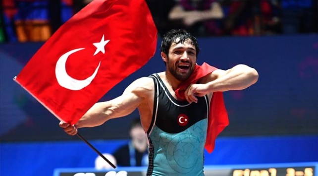 Atakan Yüksel bronz madalya kazandı