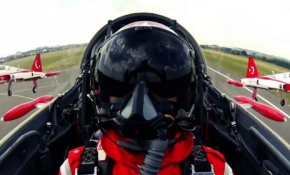 Türk Yıldızları'ndan Moskova'da bir ilk!