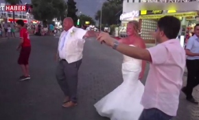 İngiliz çifte Türk düğünü