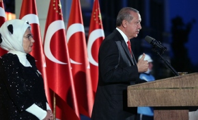 'Terör örgütleri kullanılarak oynanan oyunları görüyoruz'