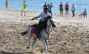 Ata sporu cirit, Akdeniz'e indi