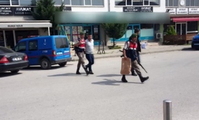 FETÖ elebaşı Gülen'e hakaret eden babasını vurdu