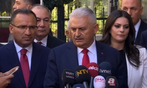 Başbakan'dan tezkere açıklaması