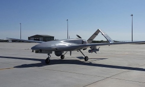 TRT Haber ekibi SİHA'ların koordinasyon merkezine girdi