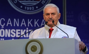 Başbakan: Milli Eğitim Bakanlığı 3 seçenek üzerinde çalışıyor