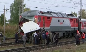 Rusya'daki tren kazasının ilk görüntüleri