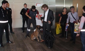 Türkiye'den Avusturyalılara polis köpekli 'mütekabiliyet'