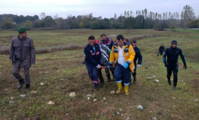 Sele kapılan şehit askerin naaşına sabah ulaşıldı