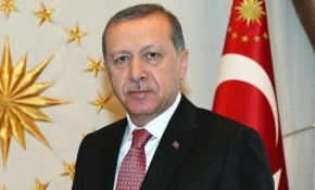 'Cumhuriyetimize hayat veren ruh dimdik ayaktadır'