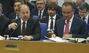 Bozdağ ve Akdağ bakanlıkların bütçelerini sundu