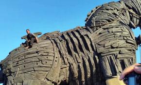 Truva Atı üstündeki tehlikeli gösteri felaketle sonuçlandı