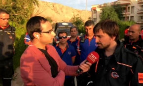 AFAD Başkanı Güllüoğlu: Yardım malzemelerinin bir kısmını getirdik, süreci yakından takip ediyoruz