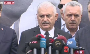 'Defalarca Ay-Yıldızı göndere çektirdi'