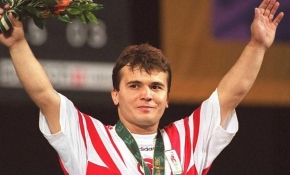 Bir Naim Süleymanoğlu ve Leonidis hakiyesi