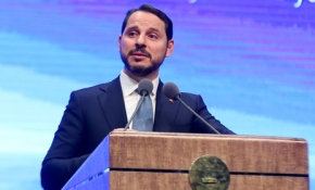 'Türkiye yüksek ideallerinden hiçbir zaman vazgeçmedi'