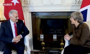 Başbakan Binali Yıldırım ile İngiltere Başbakanı Theresa May bir araya geldi