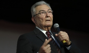 Deniz Baykal tedavi için Almanya'ya gidecek