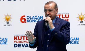 Bu terör örgütünün ve arkasında siyaset yapanların derdi sizler değildi, onların derdi dağdakilerdi