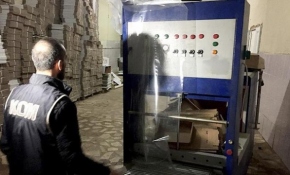 İzmir'de son yılların en büyük sahte içki operasyonu