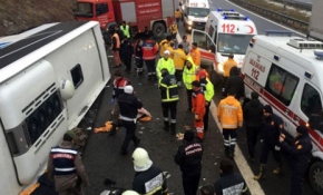 İstanbul - Ankara yolunda otobüs devrildi