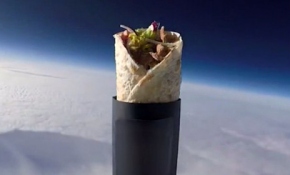 İsviçre'de bir Türk restoran sahibi, uzaya kebap gönderdi