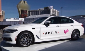 Cep telefonuyla çağrılan sürücüsüz taksi, Las Vegas'ta tanıtıldı