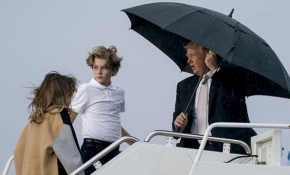 Trump yine sıra dışı bir davranışa imza attı