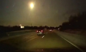 Göktaşı geceyi aydınlattı