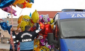 Şanlıurfa'da yanıcı gazla 'uçan balon' üretimi yapan atölyeye operasyon