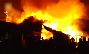 Kenya'da yangın 6 binden fazla kişiyi evsiz bıraktı