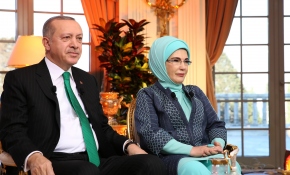 Cumhurbaşkanı okuma yazma seferberliği için canlı yayına katıldı