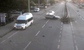 MOBESE kameralarına yansıyan kazalar