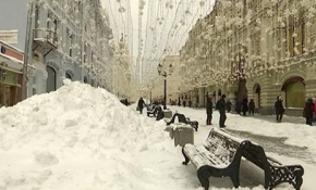 Moskova'da son 60 yılın kar yağışı rekoru kırıldı